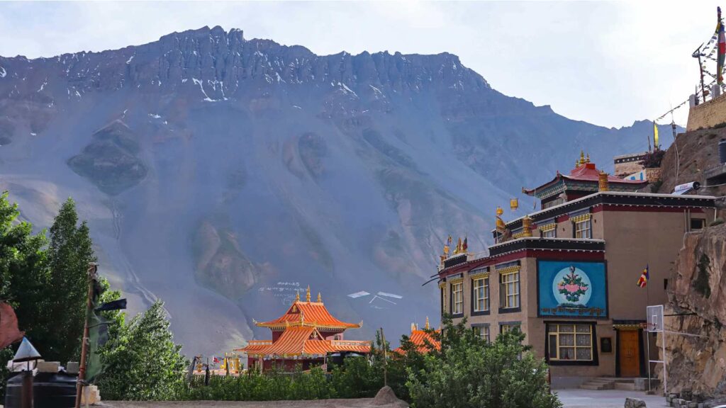 Manali to Chandratal vs Kaza Route